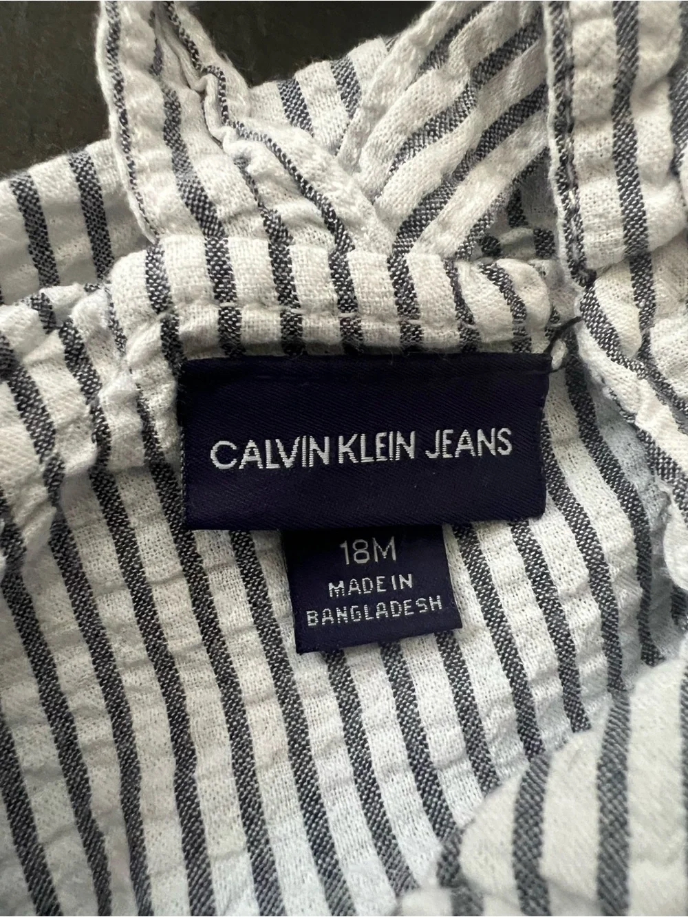 Calvin Klein Jeans 2 Pcs Seersucker Tank Top Shorts Set Ruffle Toddler Grey 18m